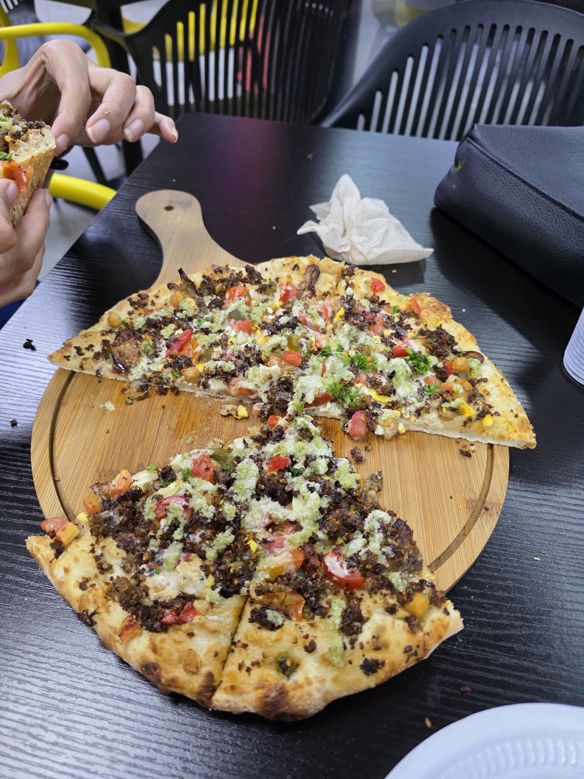 Shaki's Pizza